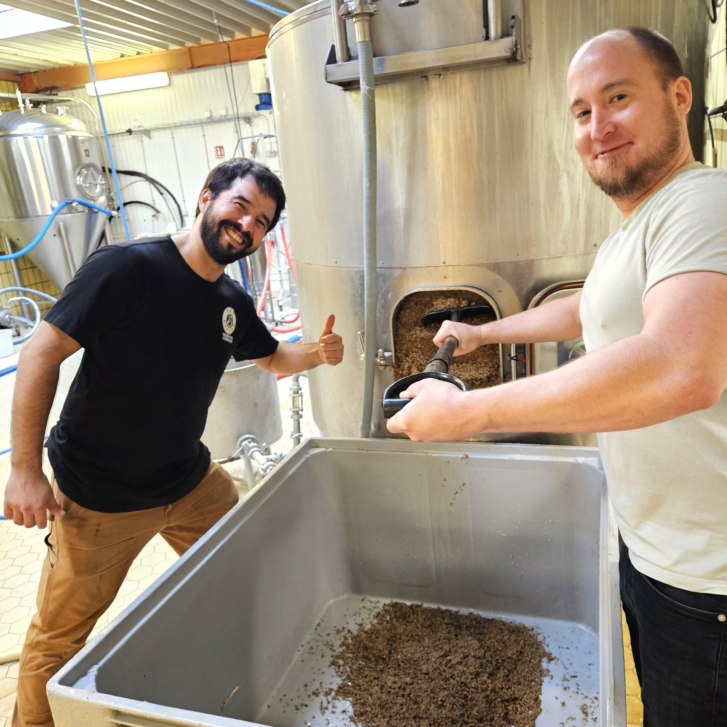 On The Cobbles | Porter